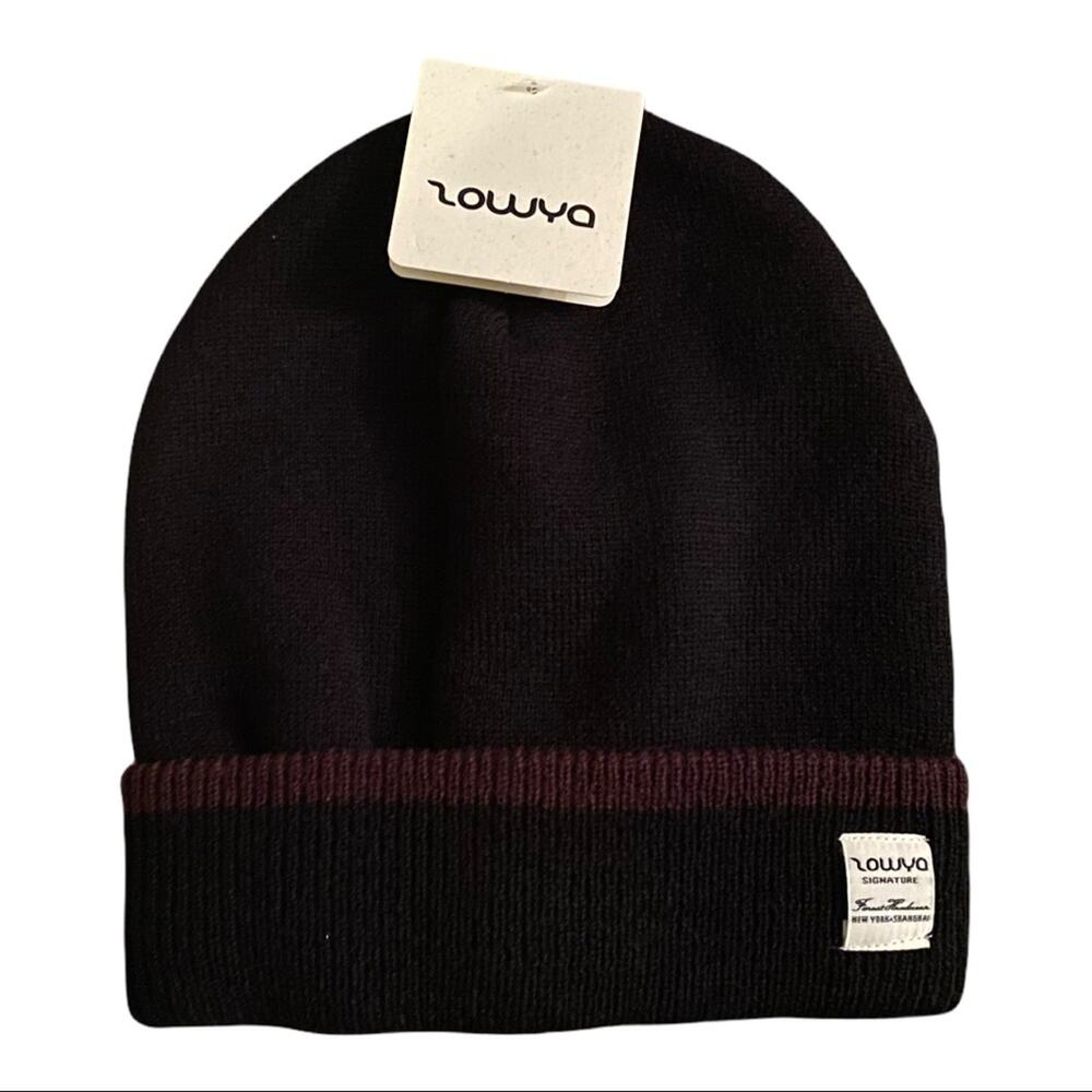 Zowya Signature  Black Beanie One Size NEW